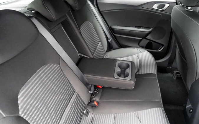 Kia Ceed cena 105900 przebieg: 5, rok produkcji 2023 z Bobolice małe 352